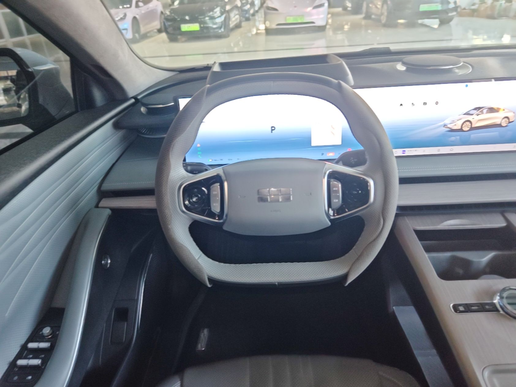 Geely Galaxy E8 2024 550 km Range Rear-Drive MAX — снимка 13