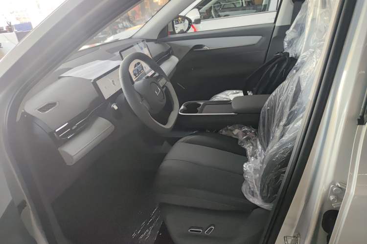 Used Bestune Yueyi 03 2025 565km Enjoy Edition
