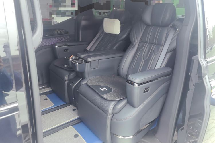 Used Zeekr 009 2022 WE Edition
