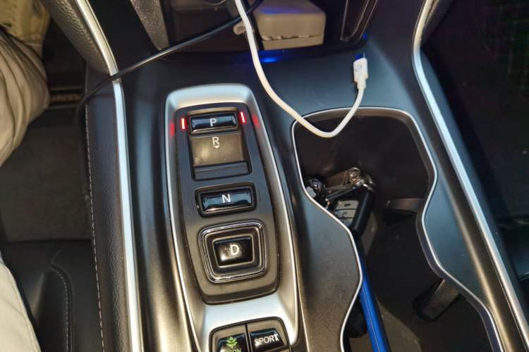 Used Honda Accord 2018 Rui Hybrid 2.0L Rui Ling Edition China VI Gear Lever