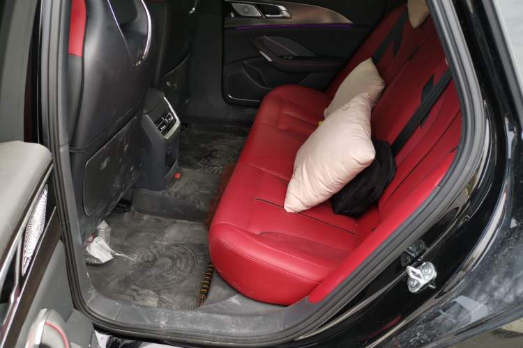 Used Hongqi H6 2025 2.0T ZhiShang Version
