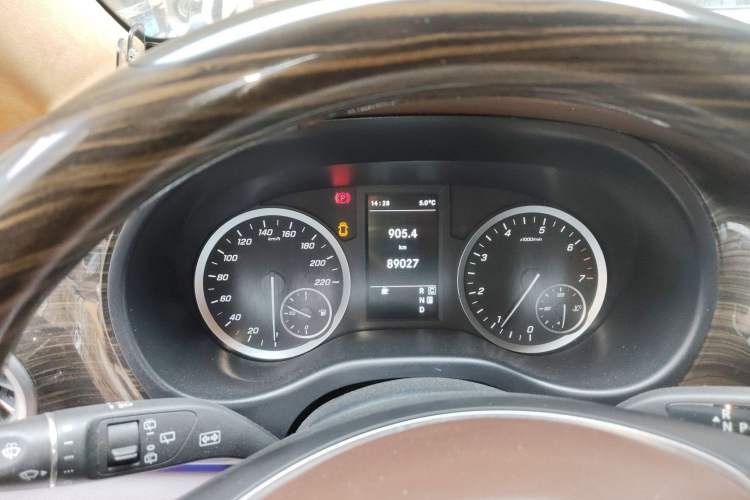 Used Mercedes-Benz Vito 2020 2.0T Business Version 7 Seats