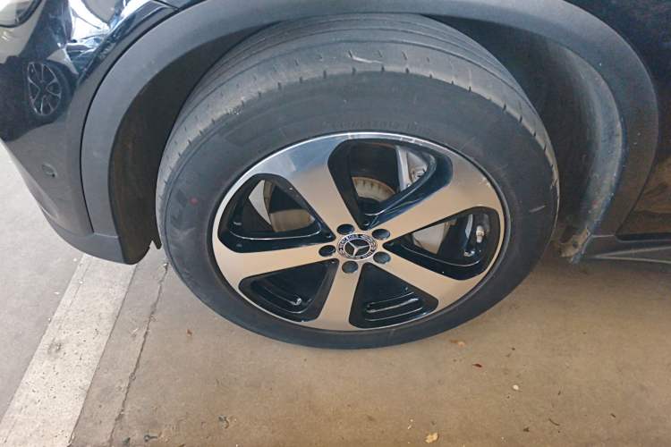 Used Mercedes-Benz GLC 2022 Refreshed GLC 260 L 4MATIC Dynamic Edition
