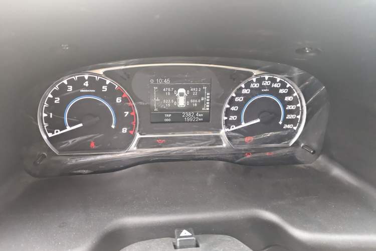 Used JMC Transit 2021 2.8T Space King Standard Version Long Wheelbase Mid-Height Roof Rear Single Tire – Step 6-Seater Diesel China VI Emission Standard JX493