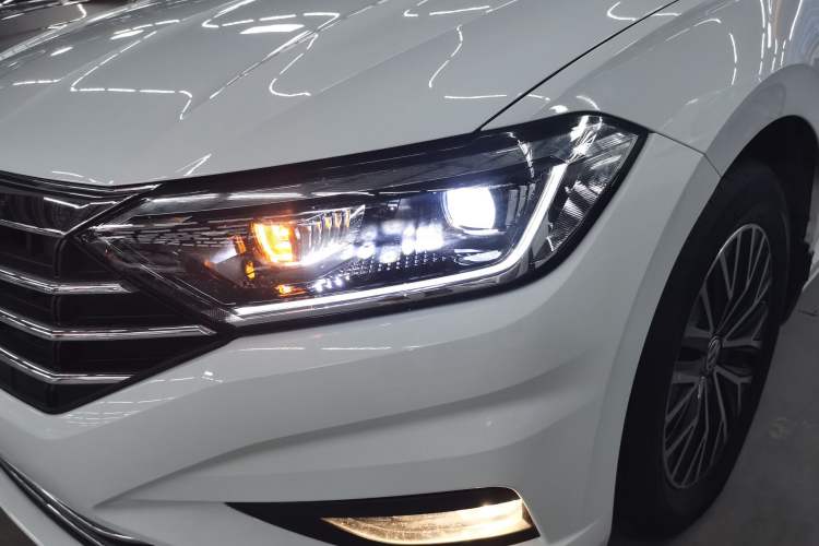 Used Volkswagen Sagitar 2019 280TSI DSG Comfort Version China VI Standard Left Front Headlight