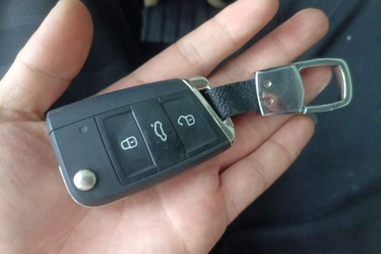 Used Volkswagen Tiguan L 2021 330TSI Automatic Two-Wheel Drive R-Line Enhanced Edition Vehicle Key