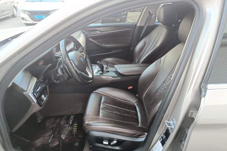 Used BMW 5 Series 2019 Facelifted 530Li Luxury Edition Premium Package Left Front Seat