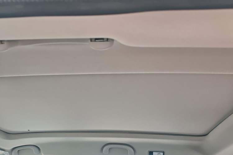 Used Soueast DX8S 2022 1.5T DCT Chieftain Edition 5 Seats
