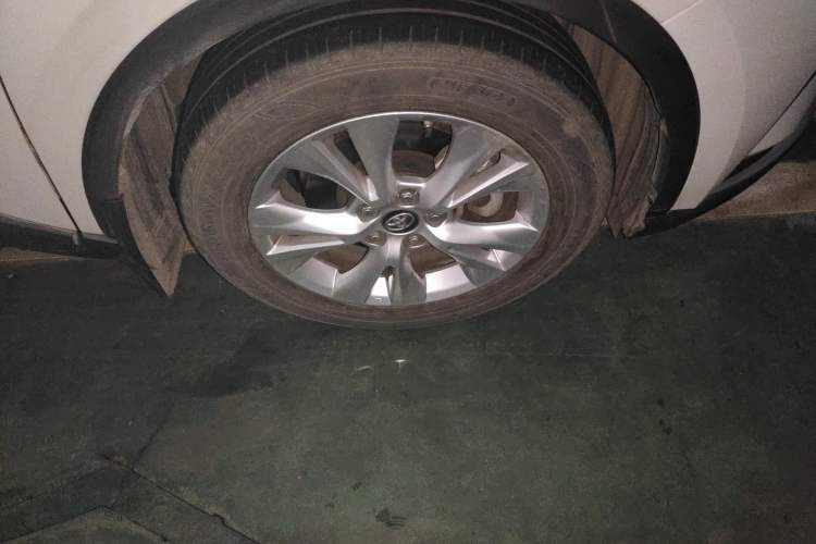 Used Toyota IZOA 2021 2.0L Yixing Version