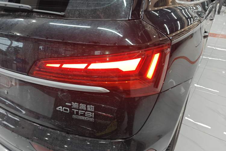 Used Audi Q5L 2023 40T Luxury Elegant Model Exterior 6