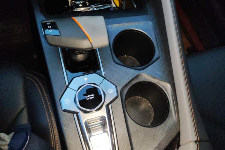 Used CHANGAN UNI-V 2023 1.5T Prestige Model