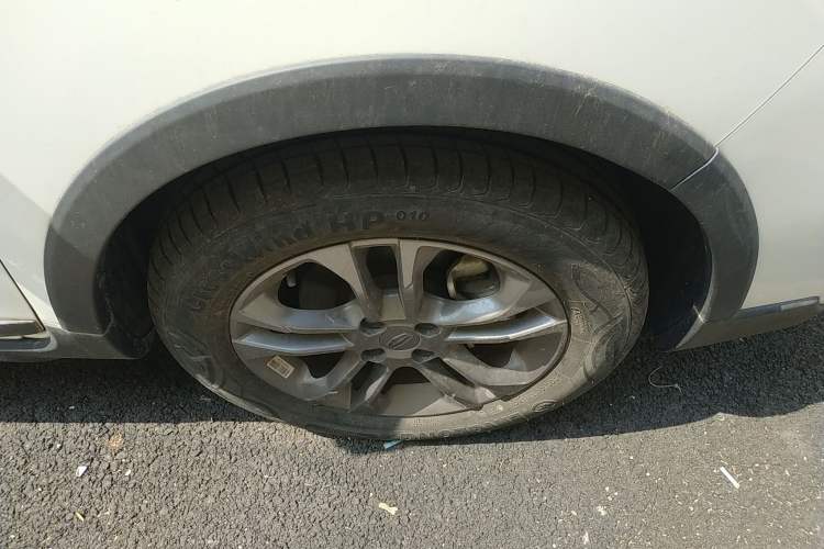 Used Geely Auto Vision X3 2020 1.5L CVT Luxury Model Exterior 1