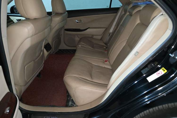 Used Toyota Crown 2012 2.5L Royal Left Rear Seat