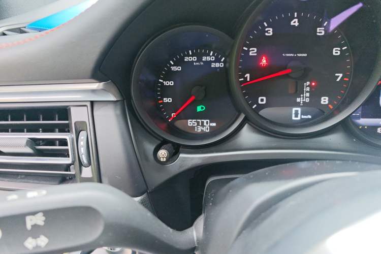 Used Porsche Macan 2018 Macan 2.0T