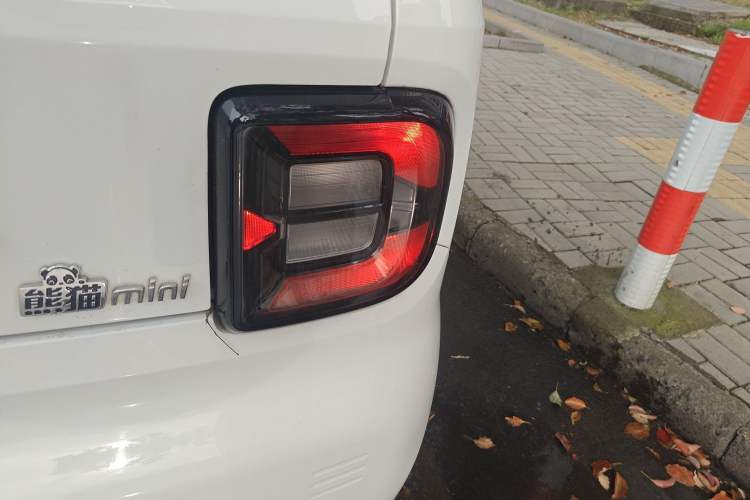 Used Geely Galaxy Panda 2023 Panda Mini 200km Endurance Bear