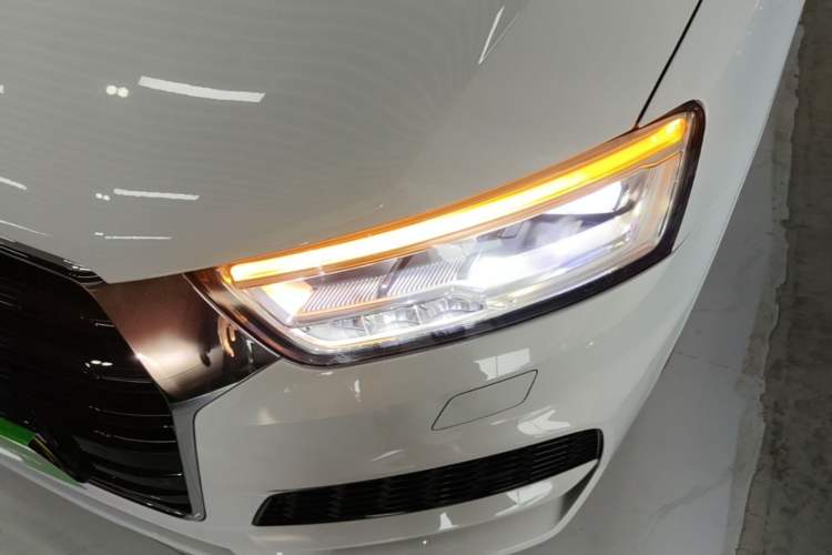 Used Audi Q3 2018 30 TFSI Fashion Edition Collector's Version
