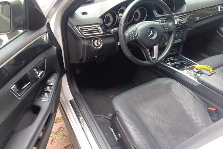 Used Mercedes-Benz E-Class 2015 Facelift E 200 L Sport Edition
