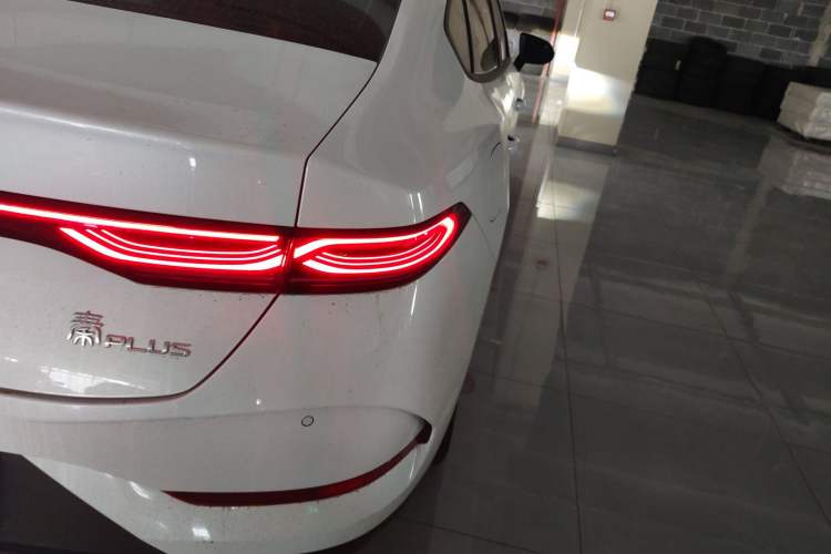 Used BYD Qin PLUS 2025 DM-i Smart Drive 55KM Leading Model