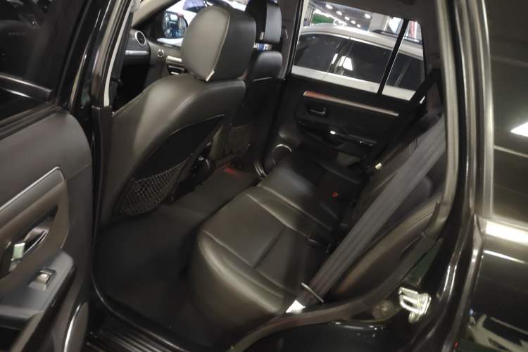 Used Haval H5 Classic 2016 Classic Edition 2.0T Manual Two-Wheel Drive Elite Model
