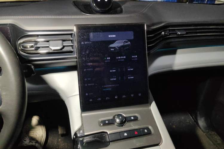 Used Nio EC6 2020 430 km Sport Version Audio And AC Panel