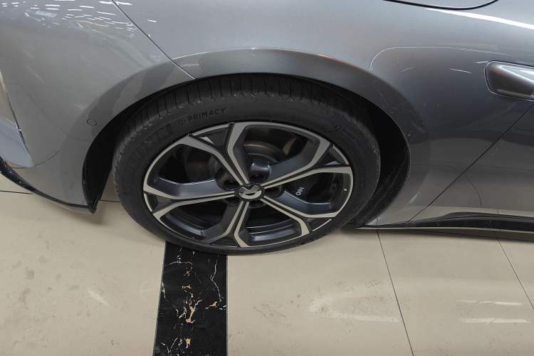 Used Nio ET5T 2025 100kWh Touring Left Front Wheel Hub