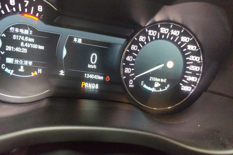 Used Lincoln MKC 2017 2.0T Two-Wheel-Drive Luxury Edition
