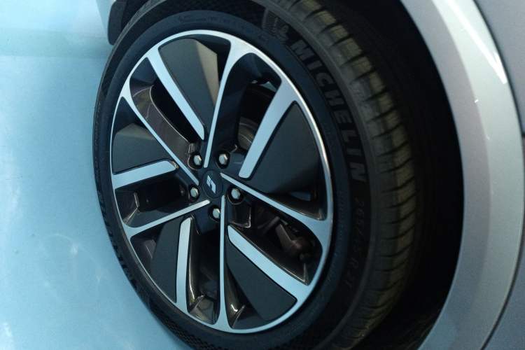 Used Li Auto L9 2024 Ultra Model
