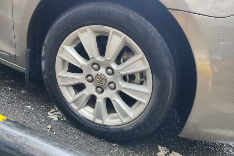 Used Buick LaCrosse 2012 2.4L SIDI Elegant Edition
