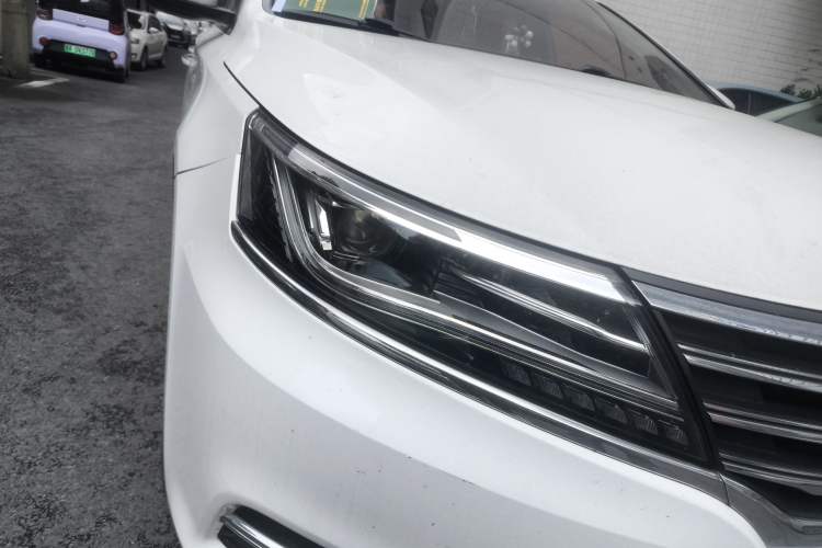 Used Roewe i6 2018 20T Automatic Internet ZhiZun Edition
