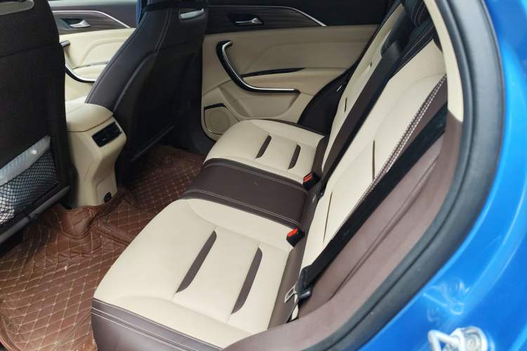 Used Bestune T77 2019 230 TID Automatic Luxury Version China VI Emission Standard
