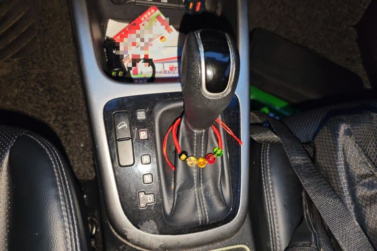 Used Kia KX3 2015 1.6L Automatic Two-Wheel Drive DLX Gear Lever