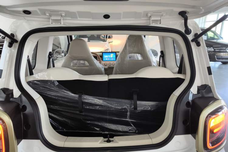 Used Bestune Pony 2026 222km Colorful Horse