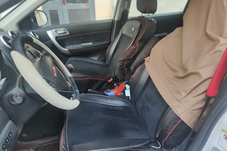 Used Haval H6 2014 Upgraded Model 1.5T Manual Two-Wheel Drive Elite Version