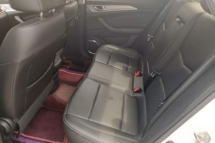 Used CHANGAN Eado 2019 High-Energy Edition 1.6L GDI Automatic Pioneer Model China VI Standard

