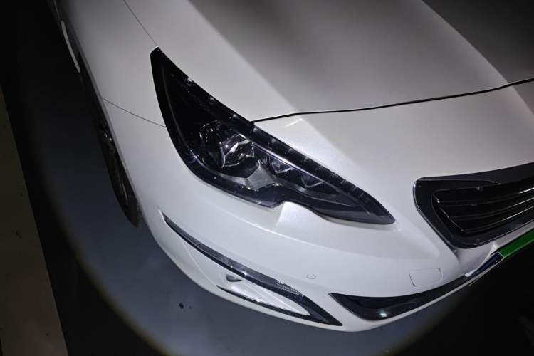 Used Peugeot 408 2014 1.6T Automatic Supreme Edition Exterior 6