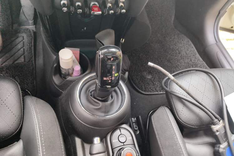 Used MINI 2020 1.5T COOPER Artist Five-Door Edition