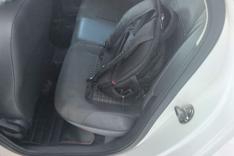 Used Volkswagen Polo 2014 1.4L Manual Comfort Edition