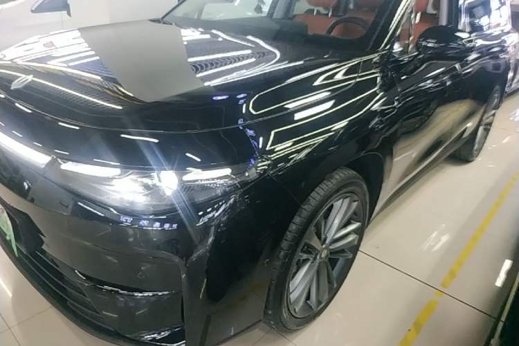 Used Leapmotor C16 2026 Extended-Range 280 LiDAR Zhizun Edition 6 Seats