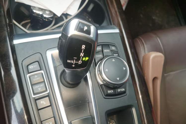 Used BMW X5 2015 xDrive28i
