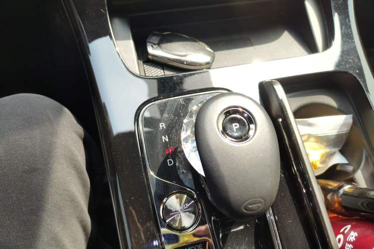 Used GAC Trumpchi M8 2023 Zongshi Series 400T Ultimate Edition Gear Lever