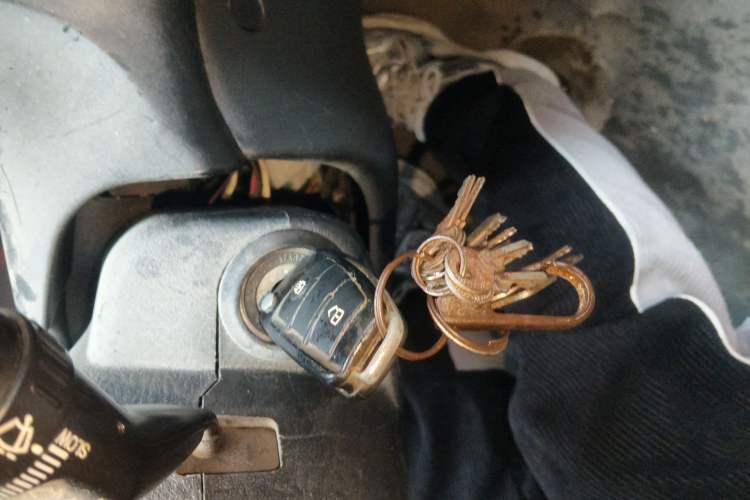 Used JAC Group Refine 2015 2.0L Shuttle Gasoline Long-Wheelbase Standard Version HFC4GA3-3D
