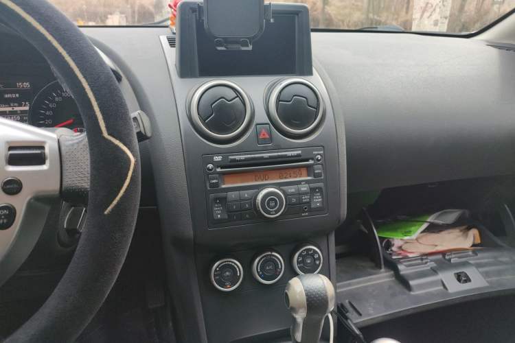 Used Nissan Qashqai 2015 2.0 XV Coolray CVT 2WD