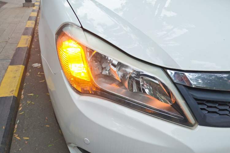 Used BYD F3 2015 Energy-Saving Edition 1.5L Manual Luxury Model
