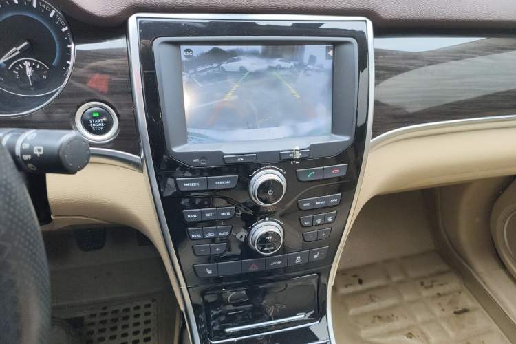 Used Haval H2 2016 Red-Label 1.5T Manual Two-Wheel Drive Luxury Model