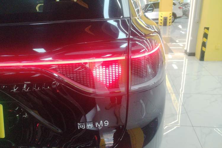 Used Hima AITO M9 2024 Range-Extended Ultra Version 52 kWh 5-Seater Model