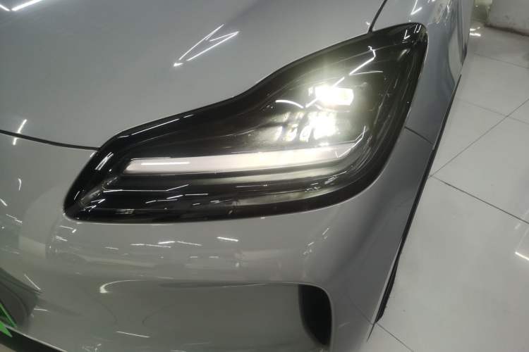 Used Wuling Bingo PLUS 2024 330 km Range Five-Seater Version