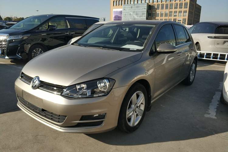Used Volkswagen Golf 2016 230TSI Automatic Comfort Version