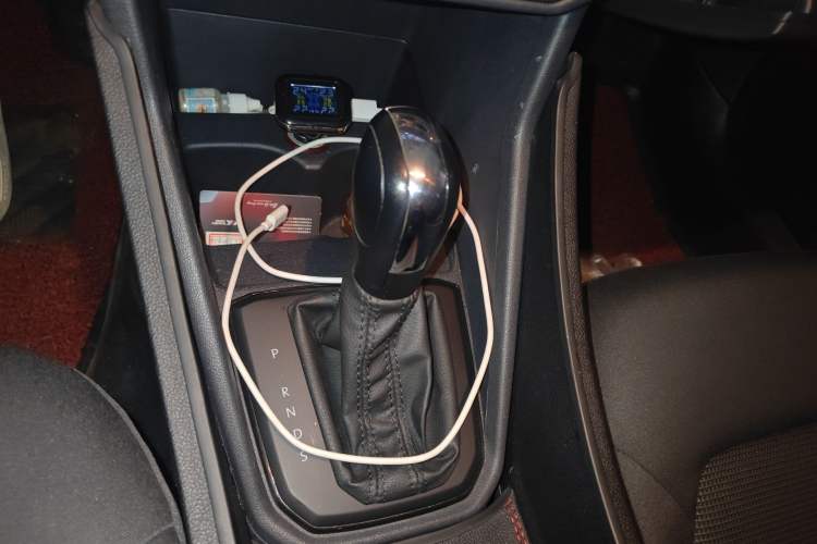 Used Volkswagen Jetta 2017 1.5L Automatic Fashion Model Gear Lever