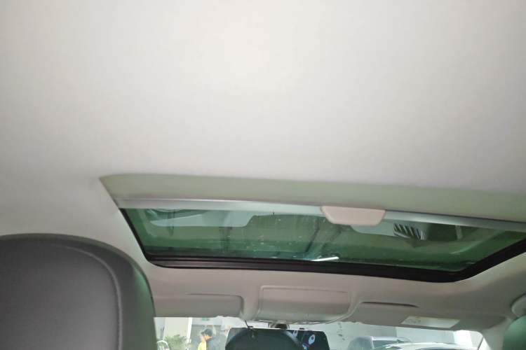 Used Volkswagen Lamando 2015 330TSI DSG Luxury Edition