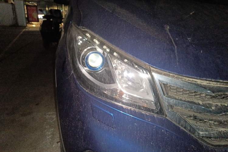 Used SAIC MAXUS G10 2014 2.0T Automatic Luxury Executive Edition
